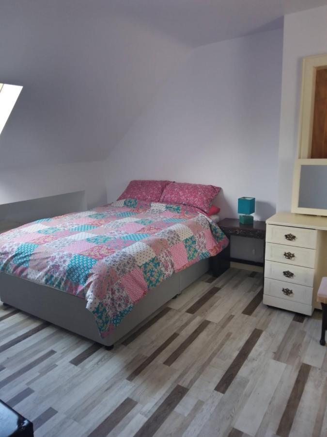 Lyza'S Loft Leilighet Kilcoo Eksteriør bilde
